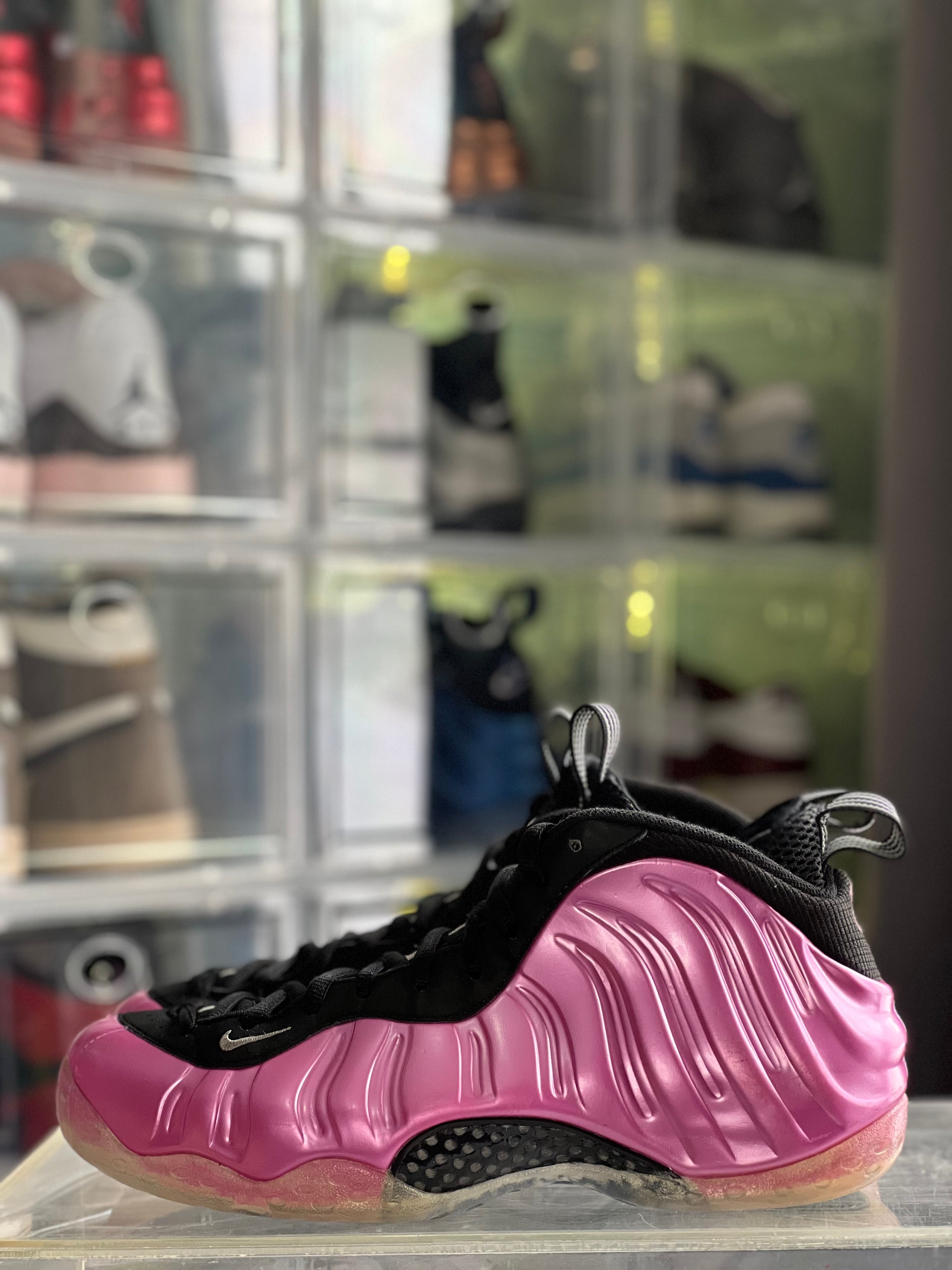 Nike Air Foamposite One Pearlized Pink